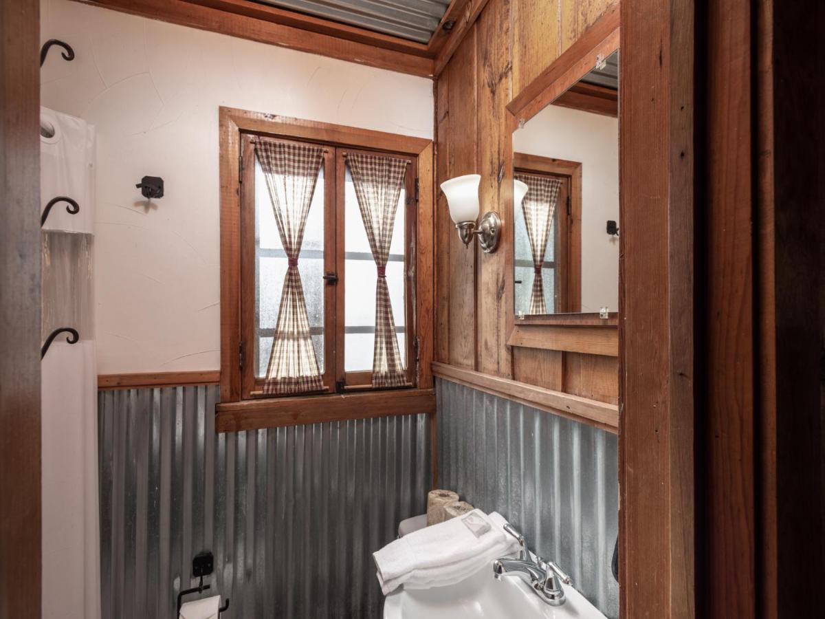 Apache Village 2, King Studio, Midtown, Sleeps 2 Ruidoso Exteriér fotografie